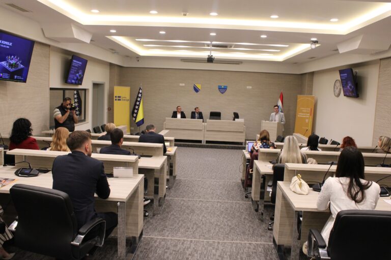 Pročitajte više o članku U Skupštini HNŽ- K održan prošireni sastanak o unapređenju položaja mladih