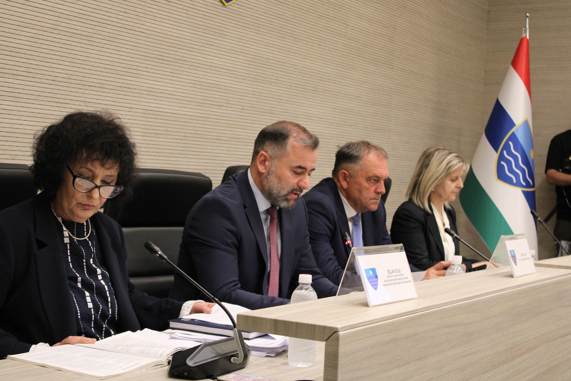 Pročitajte više o članku Tematska sjednica “Mehanizmi zaštite od nasilja u obitelji i nasilja nad ženama na nivou HNŽ-K”